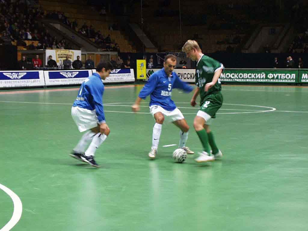 Аркадий белый мини футбол