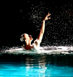 Спектакль на воде «Люблю и верю»